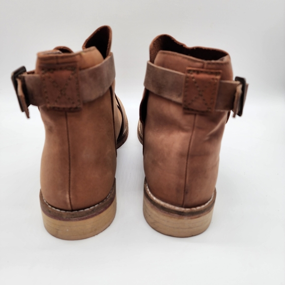 Free People Las Palmas Leather Distressed Ankle Boots Size 39 - Picture 8 of 11